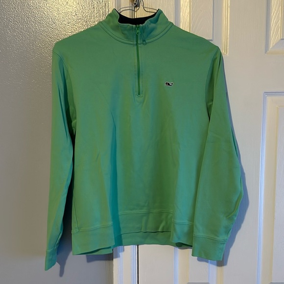 Vineyard Vines Men’s Quarter-Zip - Picture 1 of 3